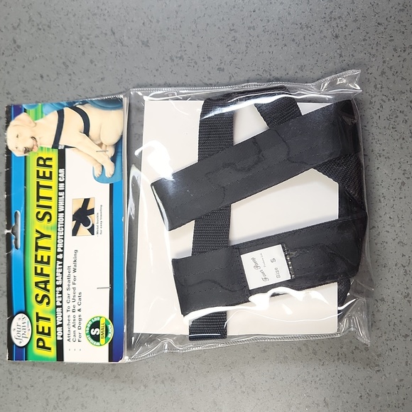 Pet Safety Car Harness Size Small - Picture 2 of 4